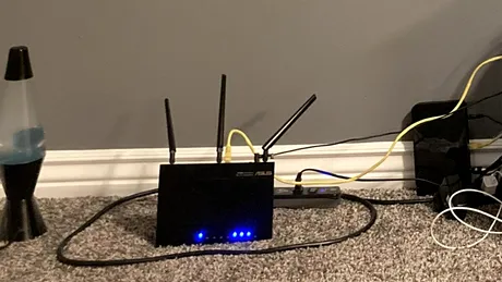 Cele 2 electrocasnice care nu trebuie poziționate la mai puțin de un metru de router-ul Wi-Fi