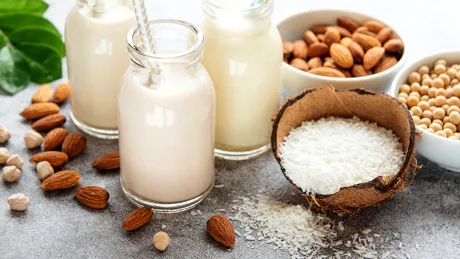 Laptele de cocos vs laptele de migdale: care este mai sănătos?