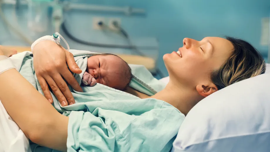 Infecția cu HPV în sarcină: simptome, riscuri pentru gravidă și făt, tratament