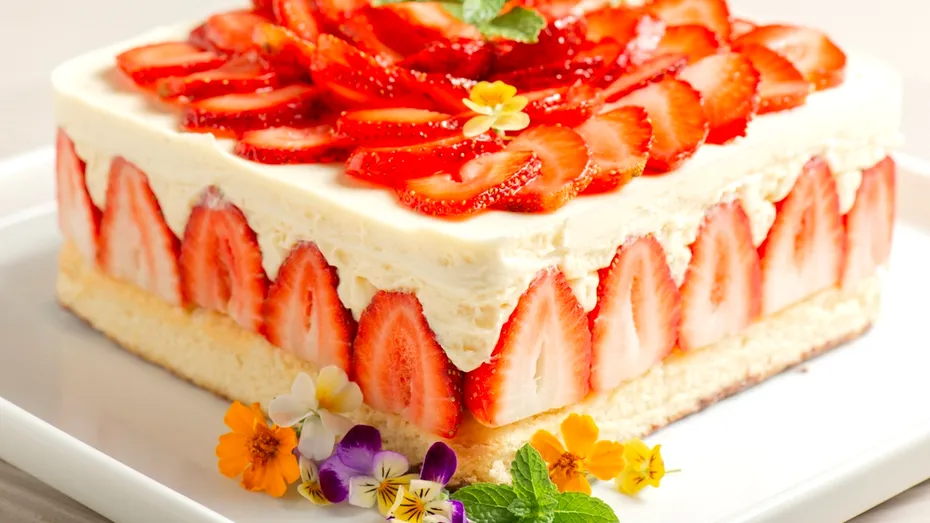 Tort Diplomat de post! Desertul fără lapte și ouă: rețetă completă