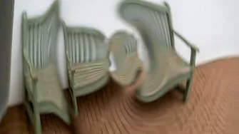 De ce după 50 de ani începi să vezi liniile drepte în valuri?