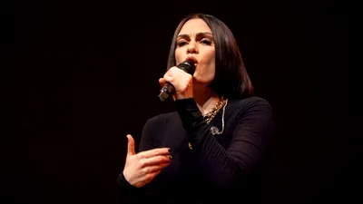 Jessie J a învins cancerul. „Am plâns ore întregi”. Mesajul artistei după un an de luptă