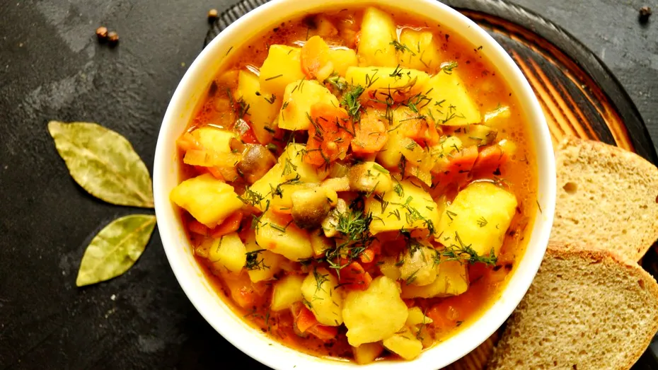 Tocăniță de cartofi de post fără ulei. Rețetă gustoasă și sănătoasă