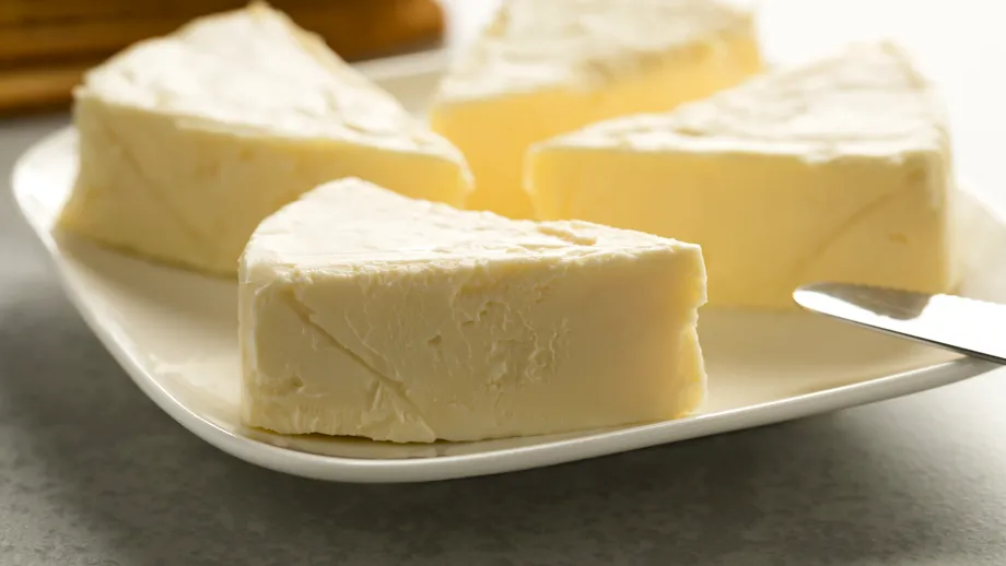 Brânza de care trebuie să se ferească bolnavii de cancer. Oncolog: Conține toxine ce pot dăuna sănătăţii