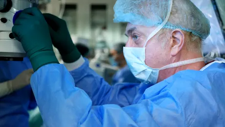 Dr. Cristian Moraru: „Pacienții români conștientizează tot mai mult importanța tratării bolilor oculare în stadii incipiente” INTERVIU EXCLUSIV