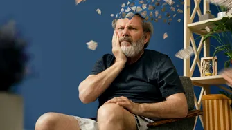 Exerciții cu care să-ți antrenezi creierul dacă ai început să uiți nume, unde ai pus cheile sau de ce ai intrat în cameră