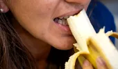 Banana nu trebuie mâncată niciodată dimineața. Pericolul ascuns când alegi fructul în loc de mic dejun