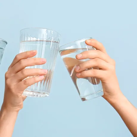 Pahare fără urme și pete! Soluția simplă pe care trebuie să o știi