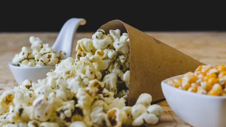 Popcornul în dietă: te ajută să slăbești sau îngrașă?