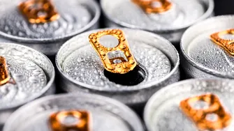 Băuturile cu efect energizant: ce rol au și ce ingrediente conțin?
