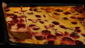 Desertul aromat din Ardeal care face furori! Cum se pregătește lichiu cu prune și cremă de smântână