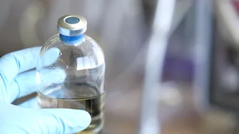 Cum să prepari corect serul fiziologic acasă! Greșeala banală care îți poate pune sănătatea în pericol