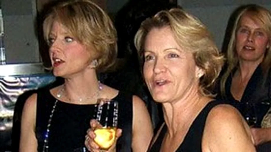 Jodie Foster, 25 mil dolari in divortul de Cydney Bernard