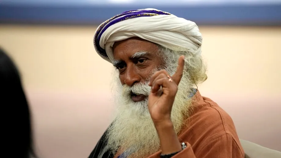 Secretul lui Sadhguru pentru zilele caniculare. Băuturile naturale pe care le bea aproape zilnic vara