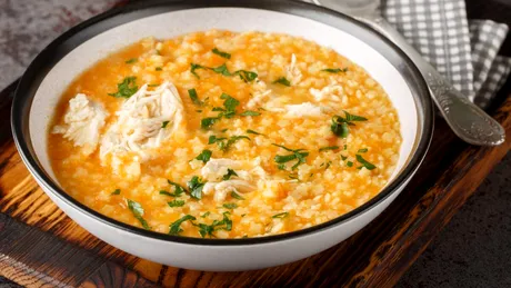 Rețeta „supa penicilină”! Remediul italian pentru răceală care întărește imunitatea