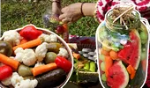 Reţetă de murături 100% naturală din „patria sării”. Cum arată conservele în saramură de izvor ale Doamnei Găbiţa