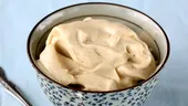 Înghețată rapidă și dietetică din 2 ingrediente. Este gata în doar 10 minute