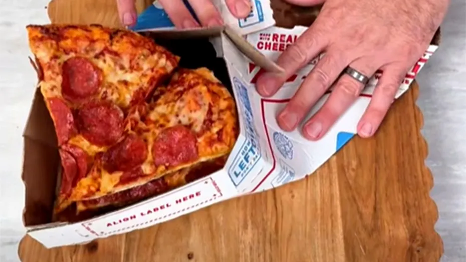 Cum să depozitezi pizza în frigider. Și să încapă! Orice cutie permite acest 