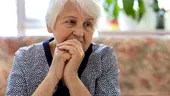 Boala Alzheimer apare mai des la femei decât la bărbaţi. Explicaţia oamenilor de ştiinţă