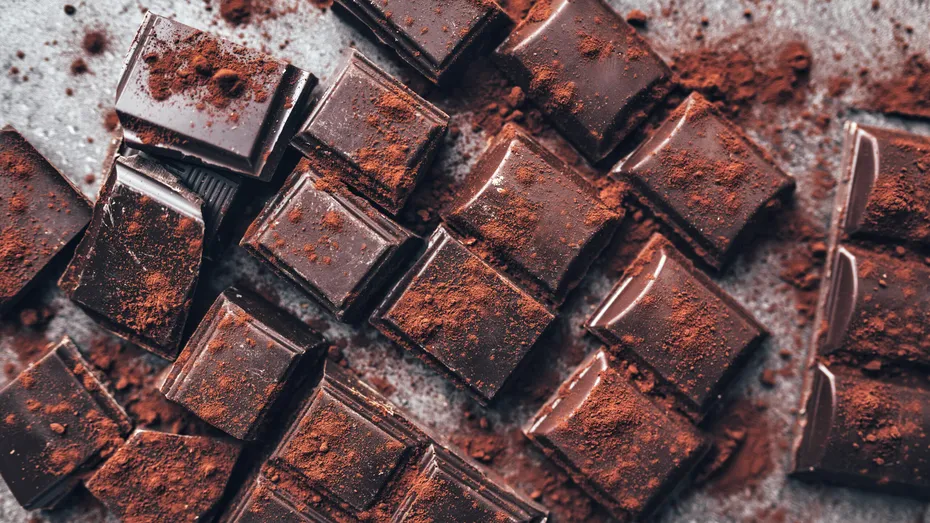 Ciocolata neagră aduce o veste dulce: previne ficatul gras! Câte grame sunt recomandate zilnic