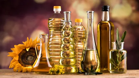 Avertismentul specialiștilor: acest ulei ar trebui scos din alimentație