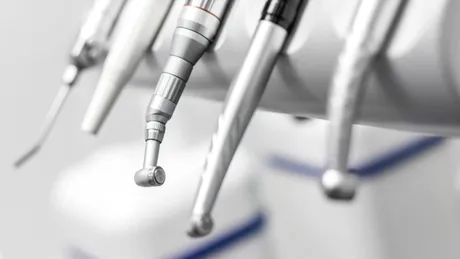 (P) Profilaxia dentară, cel mai important pas pentru sănătatea dinților