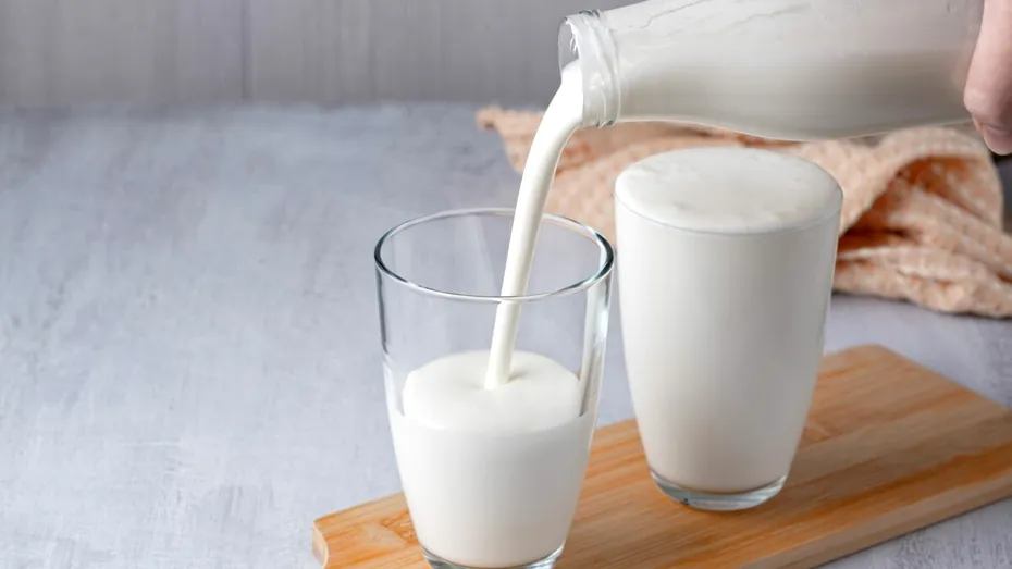 De ce să bei kefir zilnic? Beneficii multiple pentru sănătate