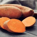 Nu cumpăra niciodată cartofi dulci dacă observi acest semn pe ei