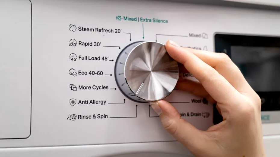 Folosești ciclul de spălare rapidă prea des? Iată ce se întâmplă cu hainele tale