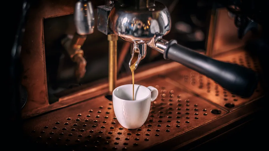 Ce este un espresso și ce îl face diferit de o cafea obișnuită?