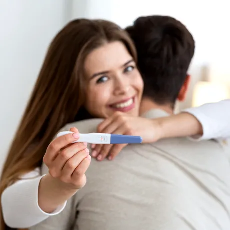 Încerci să rămâi însărcinată? Aceste analize sunt ESENȚIALE pentru tine și partenerul tău