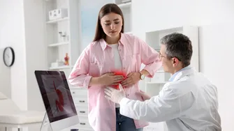 Hemoragia digestivă poate deveni o urgență. De ce apare și care sunt semnele de alarmă?