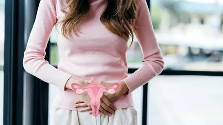 Descoperire uriașă în lupta cu cancerul ovarian! Noua terapie care prelungește viața pacientelor