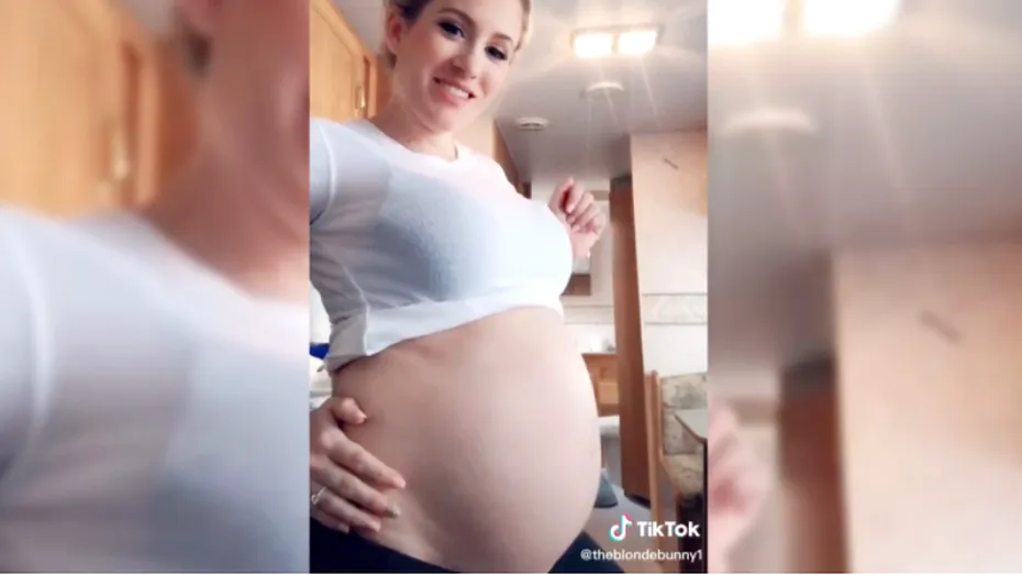 O femeie a rămas însărcinată în timp ce era deja însărcinată. Cum a fost posibil