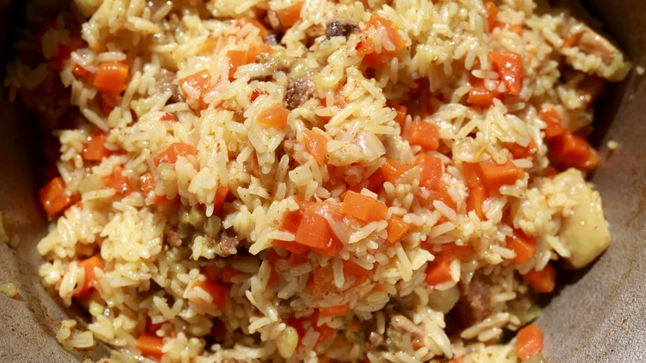 Cum să faci cel mai bun pilaf. Iese mereu pufos și delicios, dacă ești atent la acest detaliu