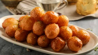 Cea mai veche rețetă de gogoși din lume, pas cu pas. Cum să faci Loukoumades, desertul oferit la primele Jocuri Olimpice