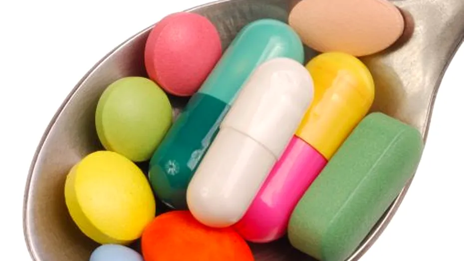 Antibioticele ar putea cauza stări de confuzie, delir şi halucinaţii