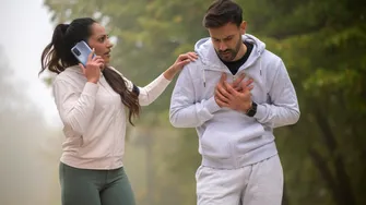 Greșeala care crește riscul de infarct la vârste tinere. Ce spun medicii despre stilul de viață?