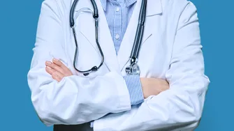 Consultații medicale gratuite pentru persoanele neasigurate. Ghidul publicat de Ministerul Sănătății