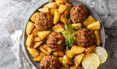 Secretul chiftelelor grecești perfecte. Rețeta la cuptor care face furori