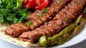 Ce pun turcii în Adana Kebab să iasă carnea suculentă