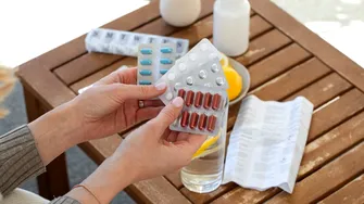 Medicamentele care pot transforma canicula într-un pericol. Avertismentul medicilor pentru milioane de pacienți