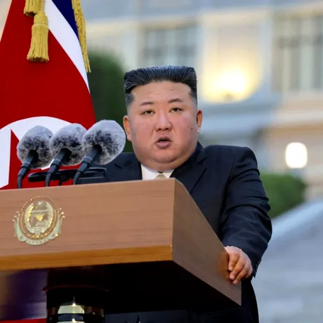 Kim Jong-un, liderul nord-coreean, ar fi suferit o hemoragie cerebrală. Care e starea lui de sănătate?