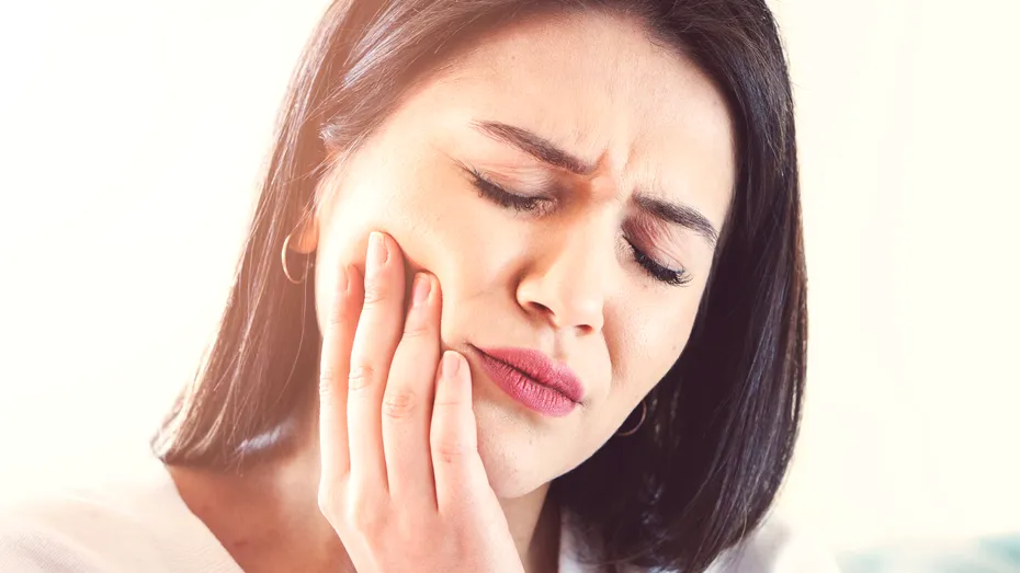 De ce doare o măsea plombată. Semnele că trebuie să mergi urgent la dentist