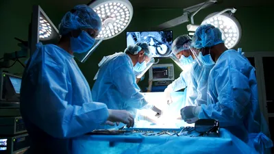 O fetiță de 10 ani din Târgu Mureș a primit o inimă nouă. Donator e un băiețel de 9 ani din București