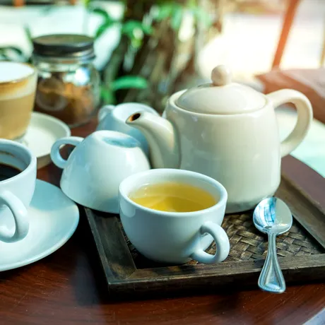 Ceai sau cafea? Ce băutură este mai sănătoasă pentru inimă, creier și siluetă