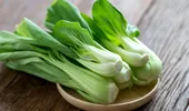 Bok Choy (Pak Choi): Legumă bogată în nutrienți pentru sănătatea digestivă, osoasă și cardiovasculară