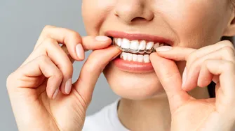 Care sunt riscurile tratamentului ortodontic și cum le previi eficient