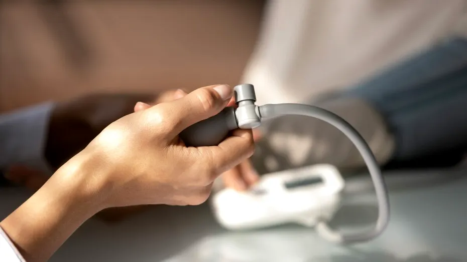 Alimente care reduc tensiunea, fără să renunți la sare. Ce să mănânci fără să renunți să dai gust mâncării