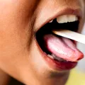 Ce este saliva vâscoasă? Semnul ignorat care poate ascunde probleme serioase de sănătate